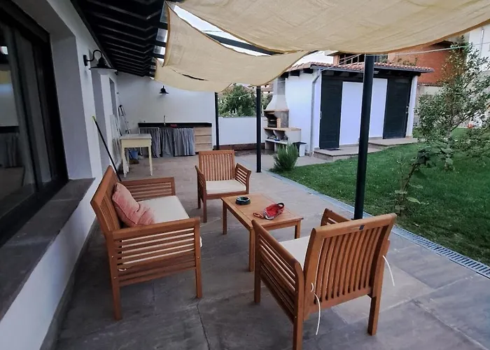 Frente A Picos De Europa