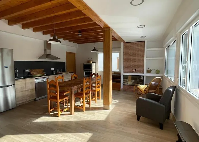 Frente A Picos De Europa * Potes